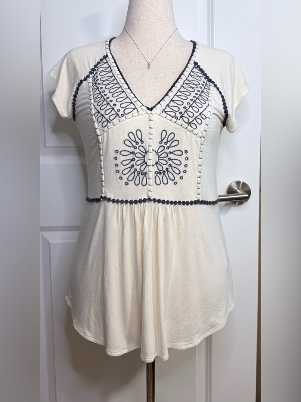 Spade & Heart | Shirleena Embroidered Lattice Knit Top | Off-White Cream | LP